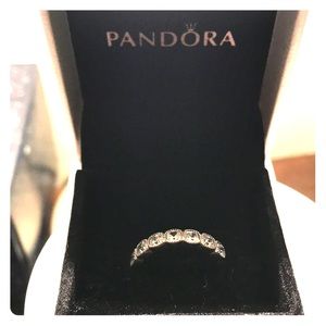 Pandora Alluring Cushion Ring